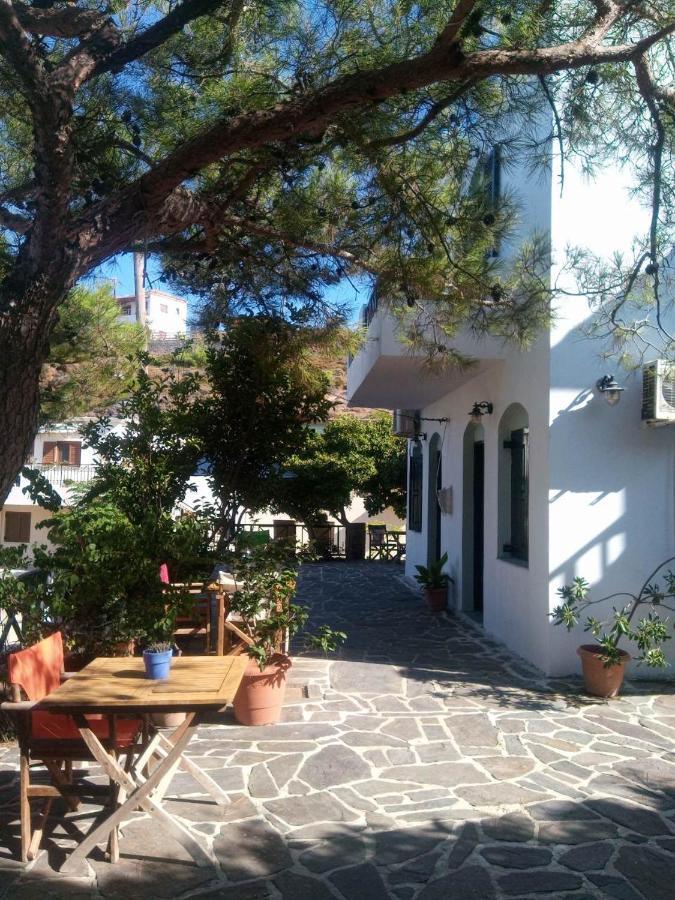 Pefka Armenistis Hotel Exterior photo